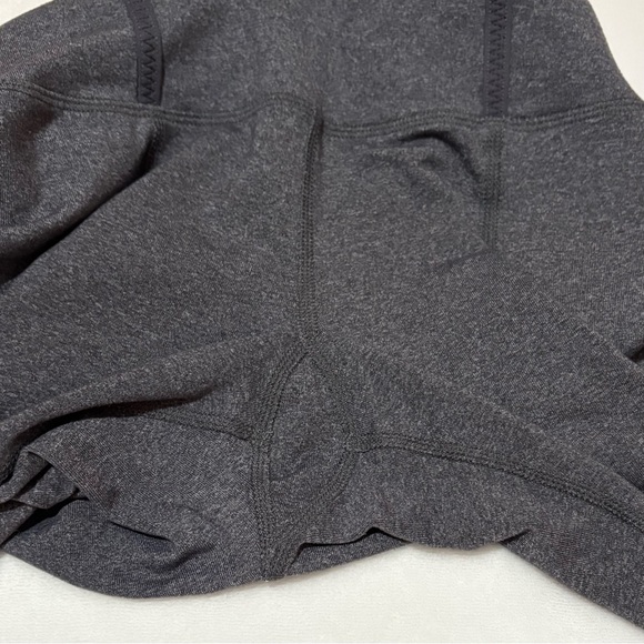 lululemon Snap Me Up Crop Side Button Athletic Leggings Size 4 Rare EUC - Picture 11 of 14